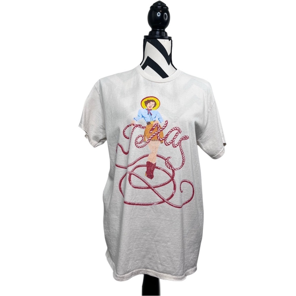 Thrifted Livy Lu Texas Cowgirl Western Boho 100% Cotton Sz S Graphic Tee